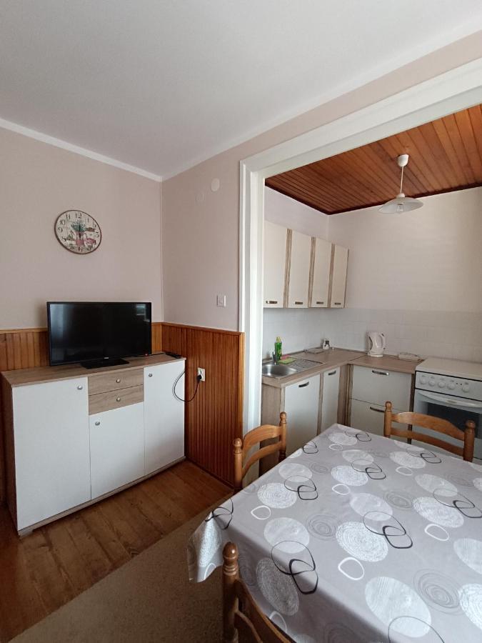 Apartment Hinic Vrhovine 외부 사진